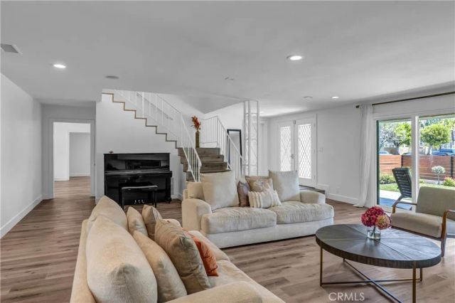 25181 Barents, Laguna Hills, CA 92653