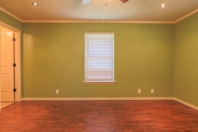 4 Cole Circle, Krum, TX 76249