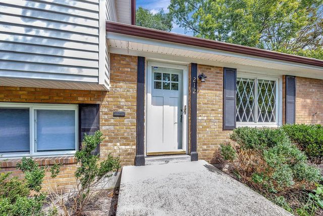 212 Vista Drive, Hamilton, OH 45011