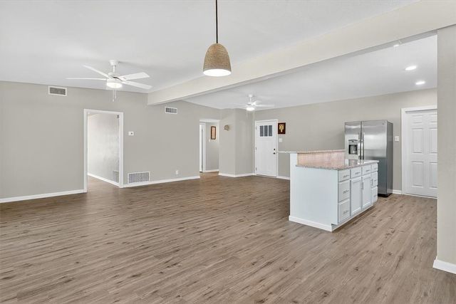 3231 Jamaica Dr, Corpus Christi, TX 78418