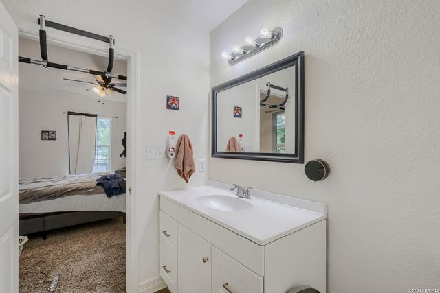 367 Corliss, San Antonio, TX 78220