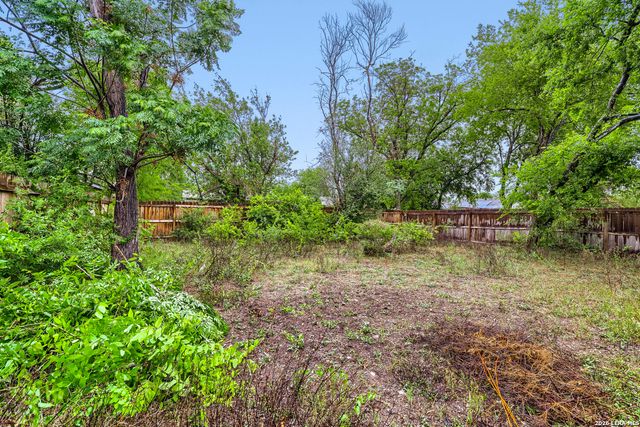 367 Corliss, San Antonio, TX 78220