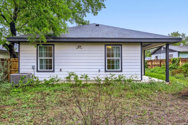 367 Corliss, San Antonio, TX 78220