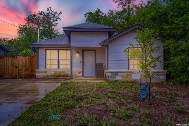 367 Corliss, San Antonio, TX 78220
