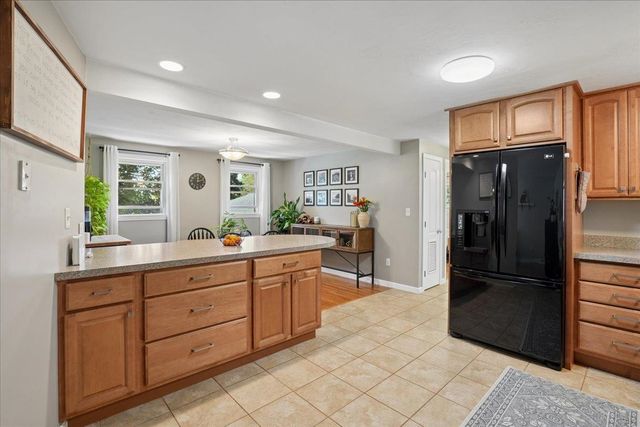15 Brookman Street, Worcester, MA 01606