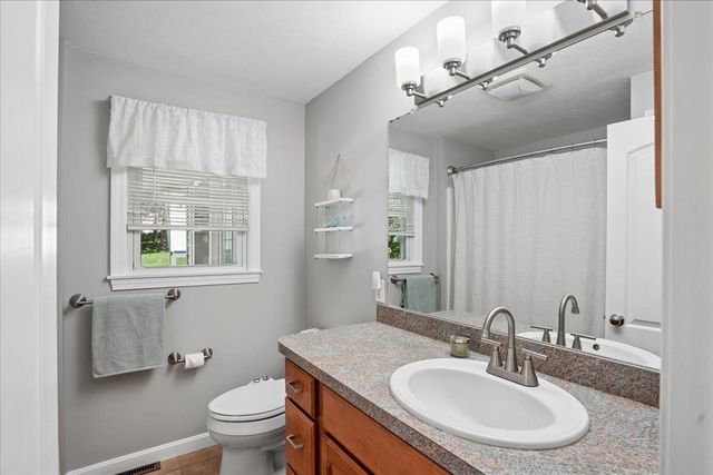 15 Brookman Street, Worcester, MA 01606