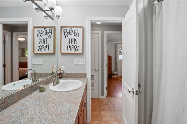 15 Brookman Street, Worcester, MA 01606