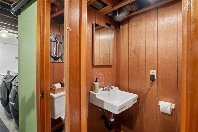 15 Brookman Street, Worcester, MA 01606