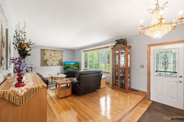 500 S Princeton Avenue, Itasca, IL 60143