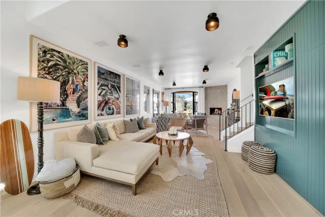 412 Acacia Avenue, Corona Del Mar, CA 92625
