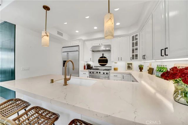 412 Acacia Avenue, Corona Del Mar, CA 92625