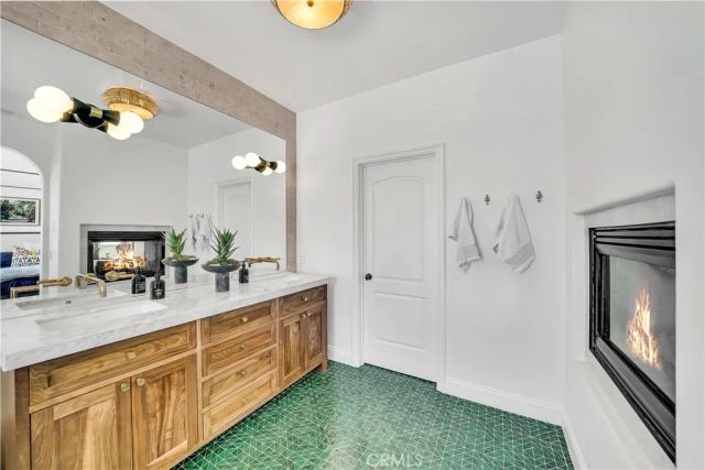 412 Acacia Avenue, Corona Del Mar, CA 92625