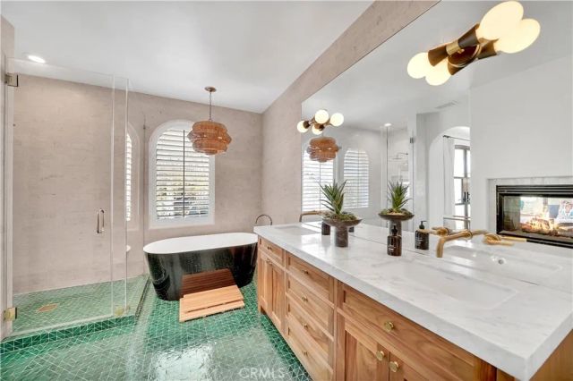 412 Acacia Avenue, Corona Del Mar, CA 92625