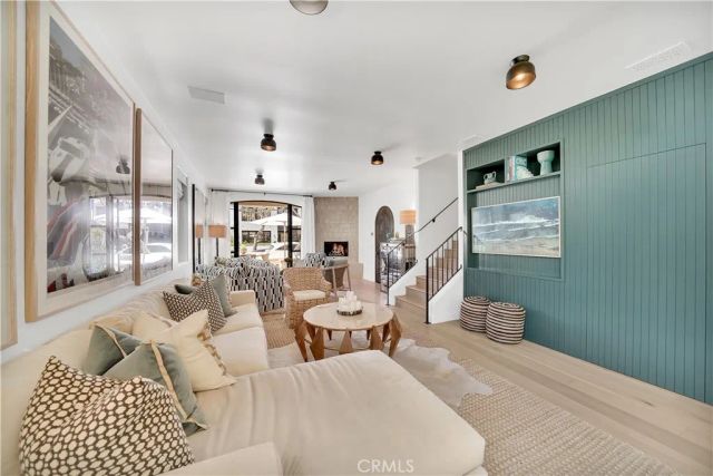 412 Acacia Avenue, Corona Del Mar, CA 92625