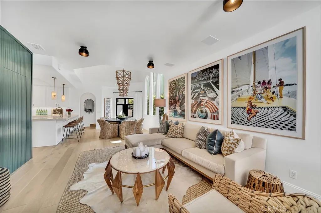 412 Acacia Avenue, Corona Del Mar, CA 92625