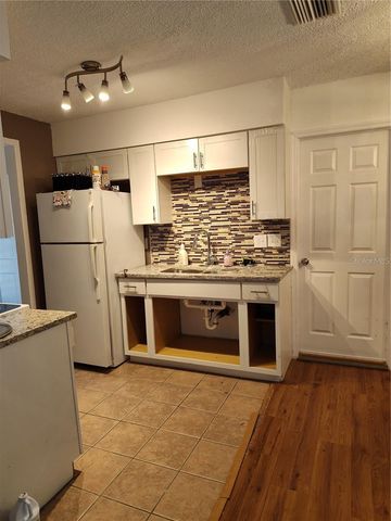 824 62ND AVENUE NE, St Petersburg, FL 33702