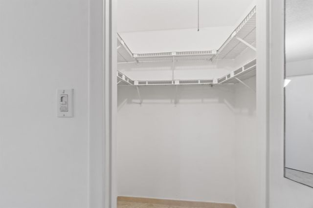 2615 NE 1st Court 303, Boynton Beach, FL 33435