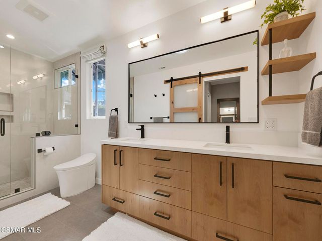 1524 W Riverside Drive, Burbank, CA 91506