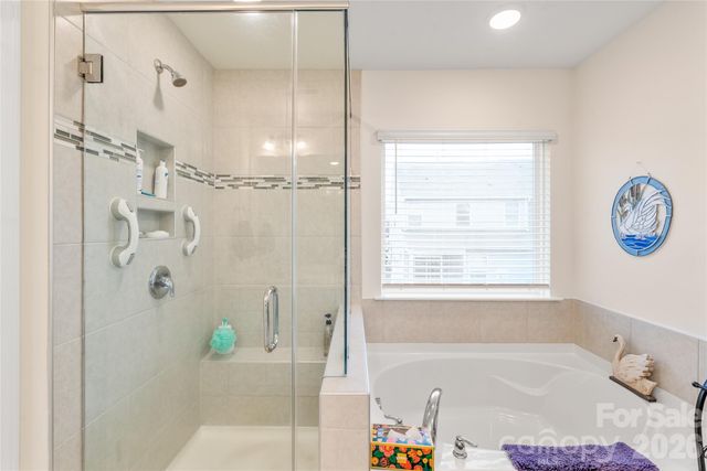 3941 Rothwood Lane, Harrisburg, NC 28075