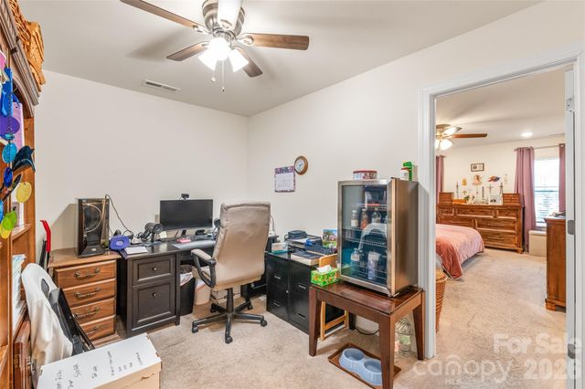 3941 Rothwood Lane, Harrisburg, NC 28075