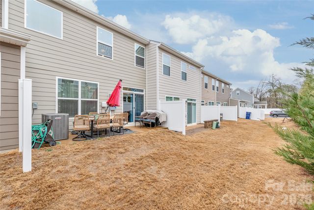 3941 Rothwood Lane, Harrisburg, NC 28075