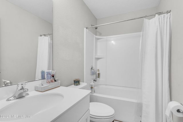 39 BALMORAL CASTLE Drive, St. Johns, FL 32259