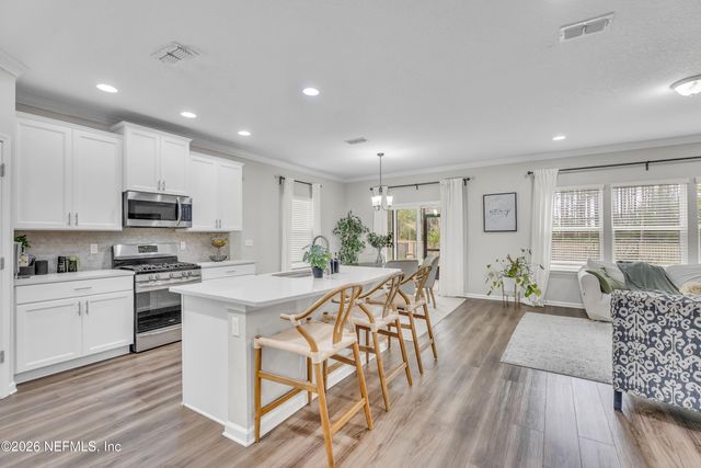 39 BALMORAL CASTLE Drive, St. Johns, FL 32259