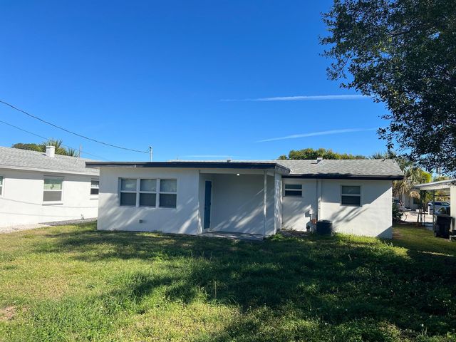1625 N M Street, Lake Worth Beach, FL 33460