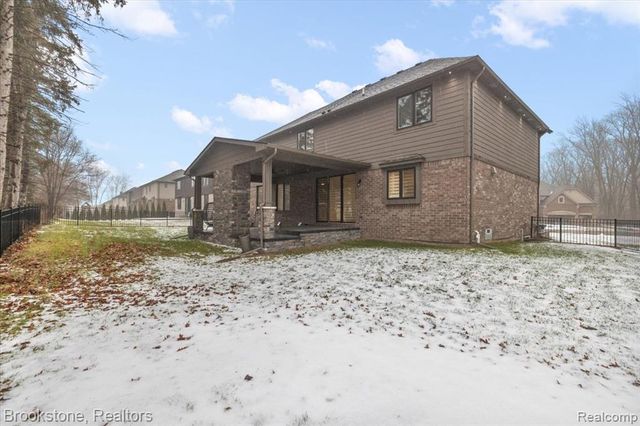 54085 Deadwood Lane, Shelby Twp, MI 48316