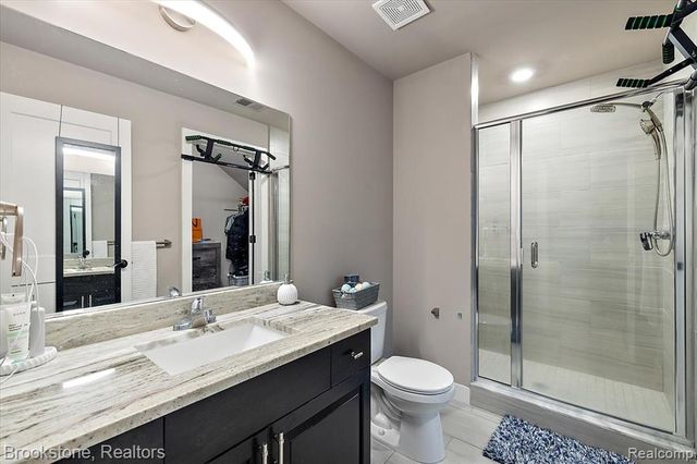 54085 Deadwood Lane, Shelby Twp, MI 48316