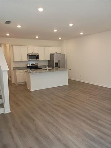 124 Hazel Drive, Mcdonough, GA 30253