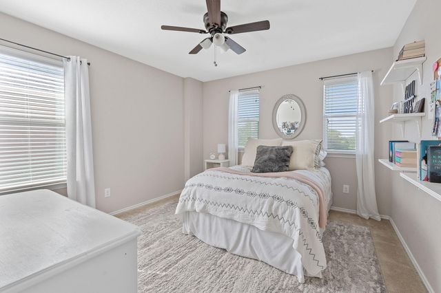 476 Sheepshank DR, Georgetown, TX 78633