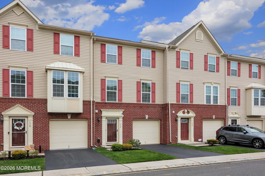 116 Kyle Drive, Tinton Falls, NJ 07712