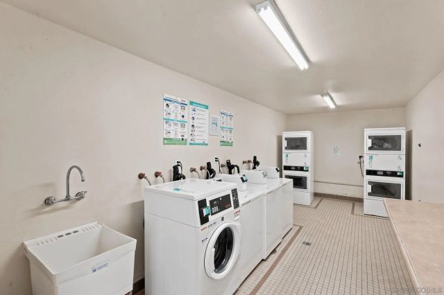 13754 Mango Dr 103, Del Mar, CA 92014
