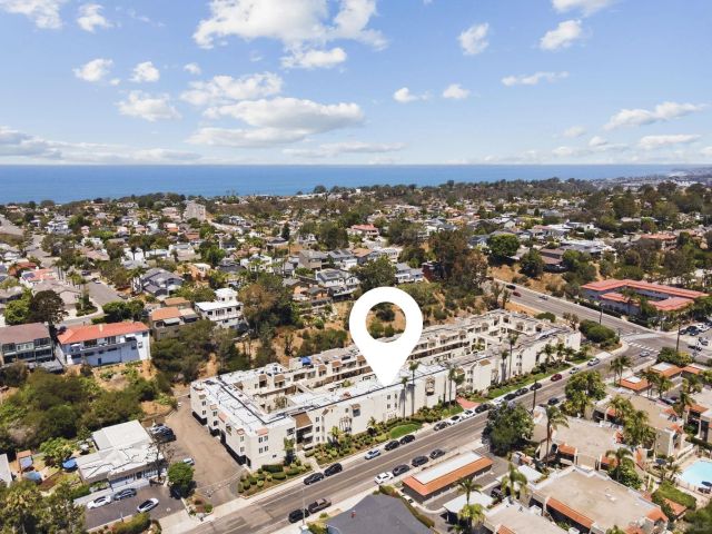 13754 Mango Dr 103, Del Mar, CA 92014