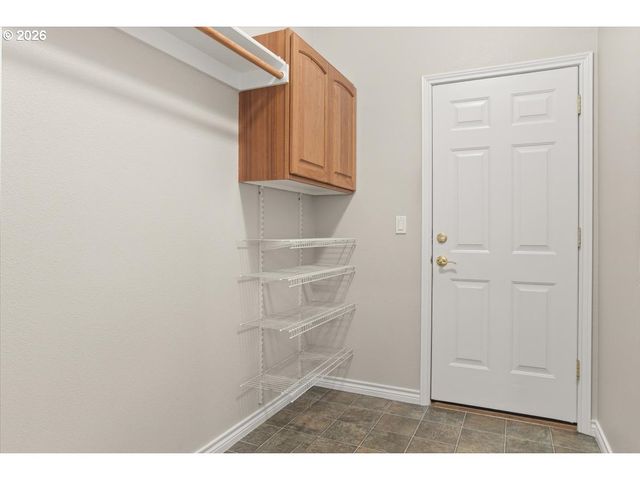 10641 Sw EDGEWOOD Ct, Wilsonville, OR 97070