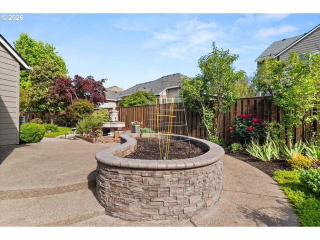 10641 Sw EDGEWOOD Ct, Wilsonville, OR 97070