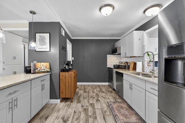 7106 Nall Avenue, Prairie Village, KS 66208