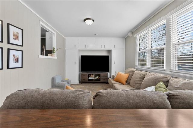 7106 Nall Avenue, Prairie Village, KS 66208