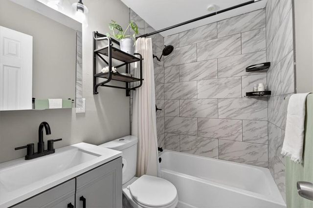 7106 Nall Avenue, Prairie Village, KS 66208