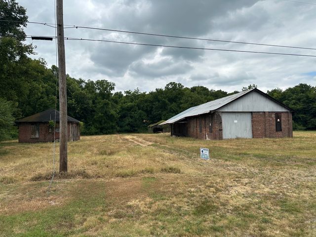 0 Railroad, Mount Pleasant, TN 38474