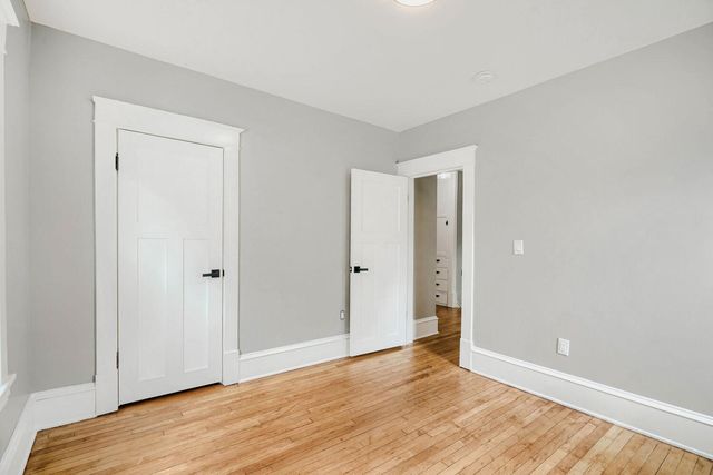2615 Columbus Avenue, Minneapolis, MN 55407