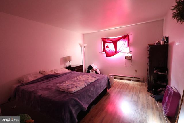 8 N HOLLANDER RD, Gordonville, PA 17529