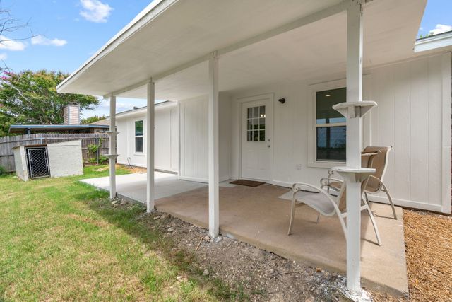 10105 Lone Eagle Drive, Fort Worth, TX 76108
