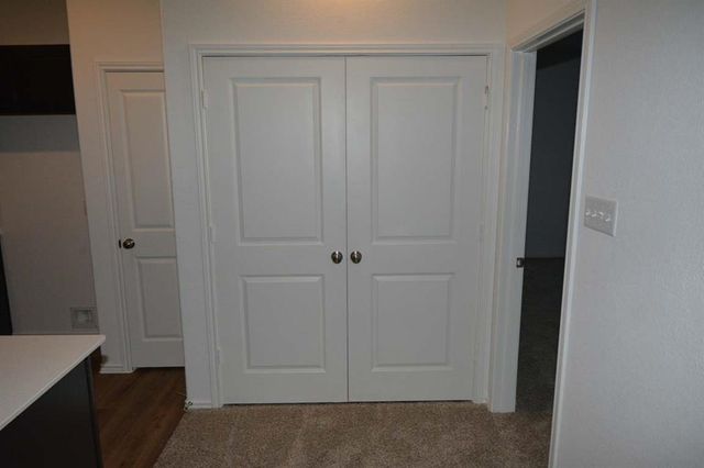 1106 Minnow LN, Bastrop, TX 78602