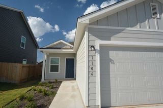 1106 Minnow LN, Bastrop, TX 78602