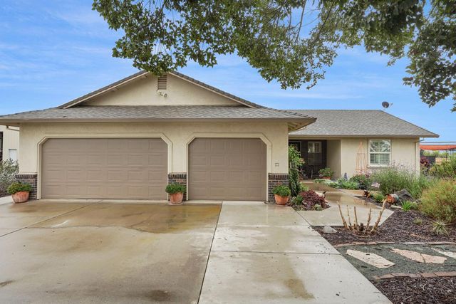 25988 N Sowles Rd, Acampo, CA 95220