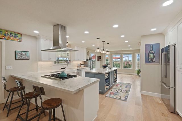 25988 N Sowles Rd, Acampo, CA 95220