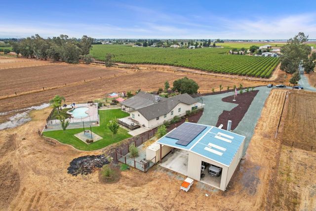 25988 N Sowles Rd, Acampo, CA 95220