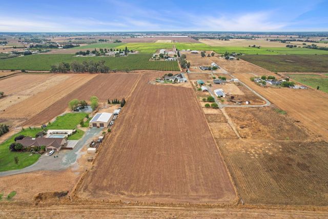 25988 N Sowles Rd, Acampo, CA 95220